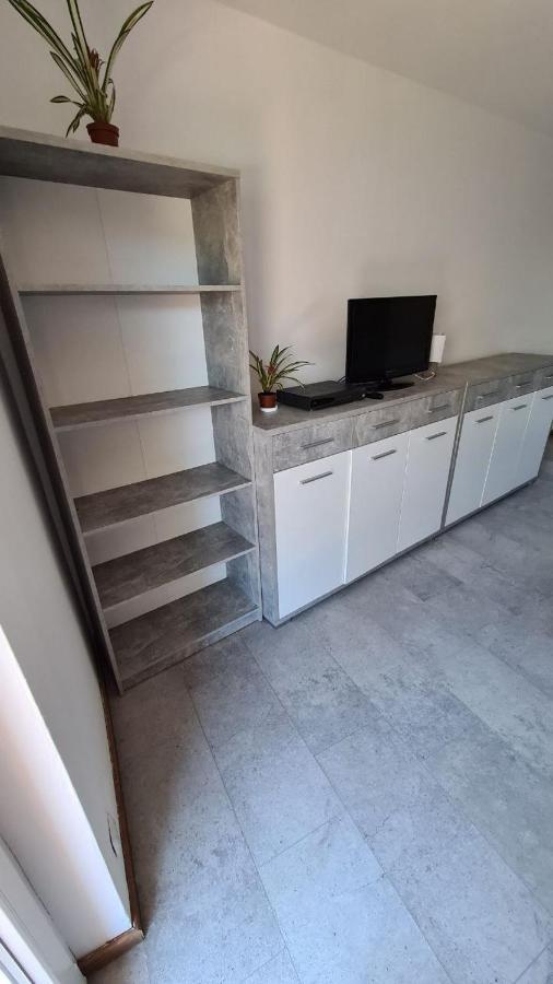 Ferienwohnung Mit Balkon In Krumpendorf Esterno foto